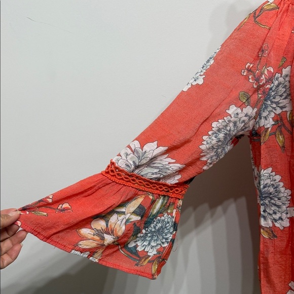 Spense Size M Orange  Floral Tunic Top V-Neck  3/4 Flare Sleeve - Picture 3 of 9
